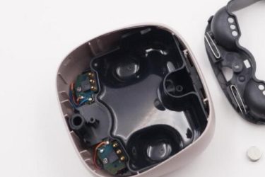 3Pin 充電針的藍牙耳機充電倉