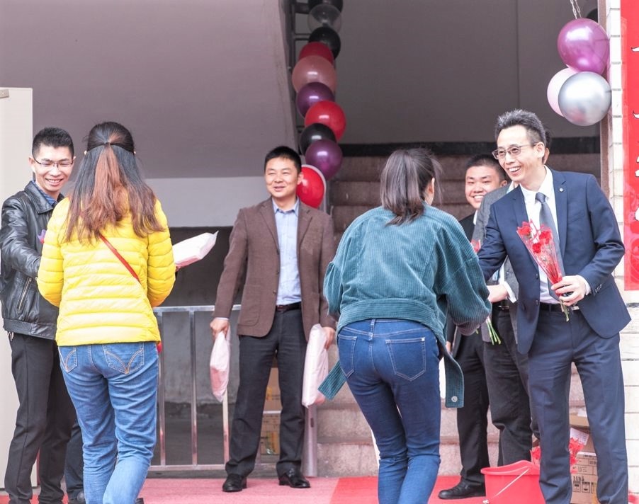 在拓普聯(lián)科，我們收獲溫暖與尊重；